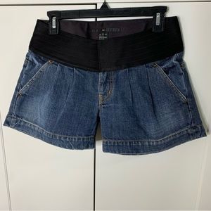 Sov Banded Denim Pleated Shorts